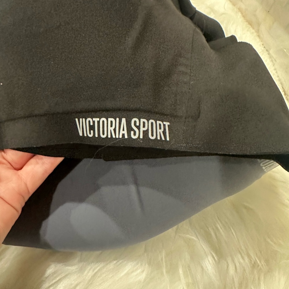 NEW Set of Two Victoria Sport Angel Max Sport Bras Black and Gray 34DDD - Picture 5 of 8